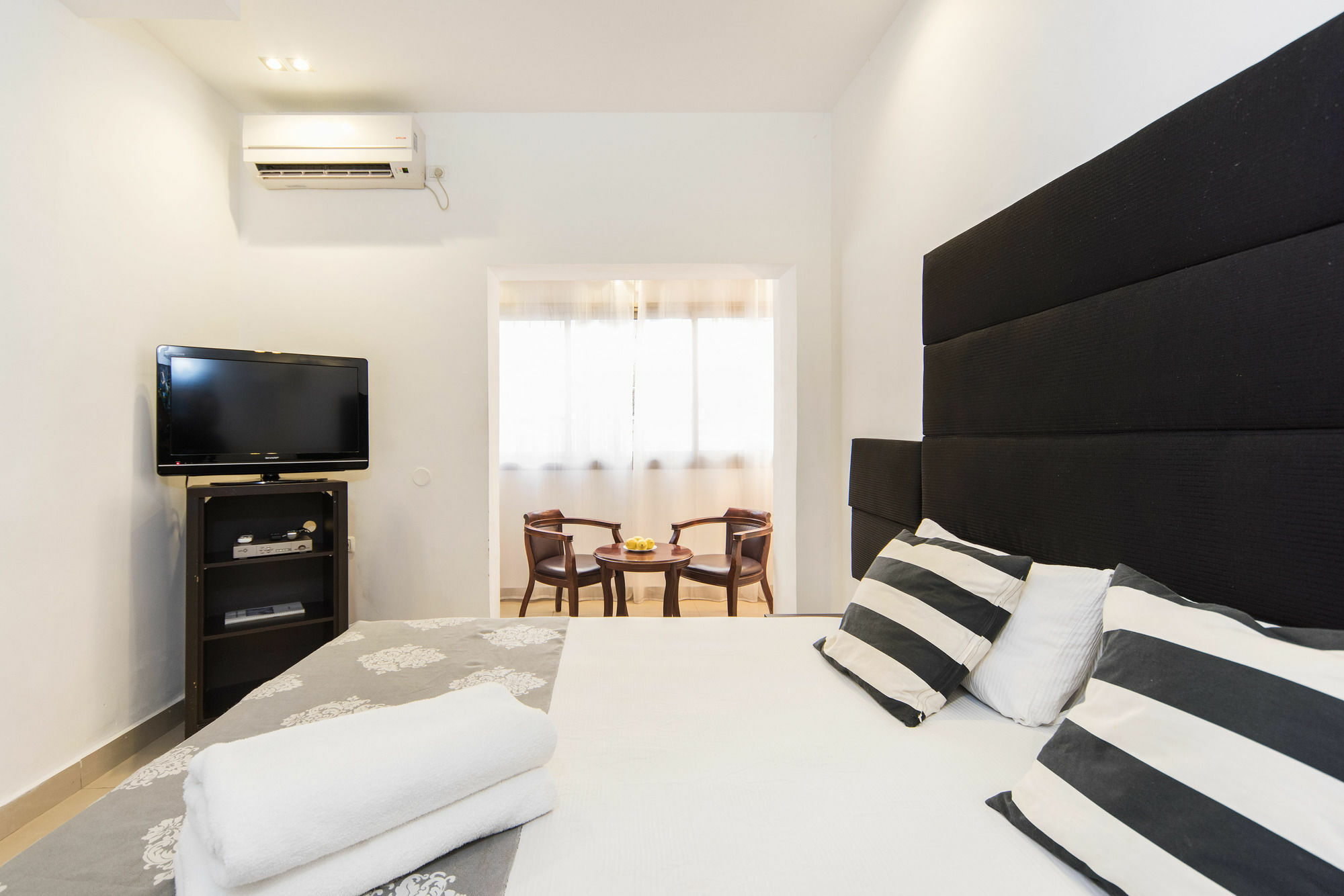 Tlvsublet Apartment